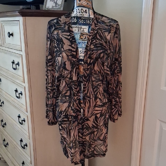 Free Rose Other - Elegant Black and Tan Women's Kimono